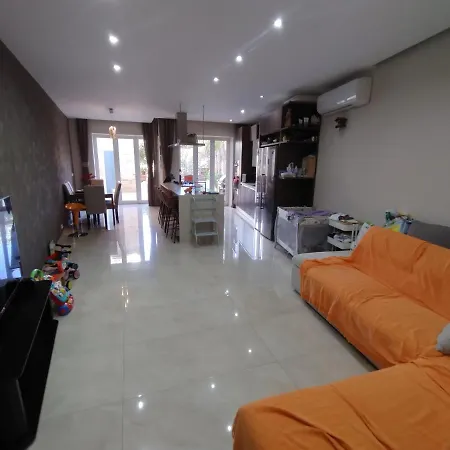The Luxury - Next To Airport! Kirkop